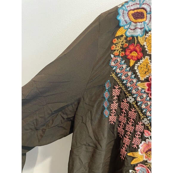 Johnny Was Embroidery Tunic Top Dress M Boho Olive Green Bell Sleeve Floral Silk - Picture 8 of 13